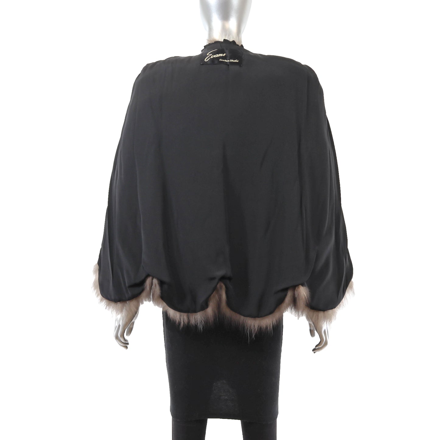 Silver Fox Cape- Size Free