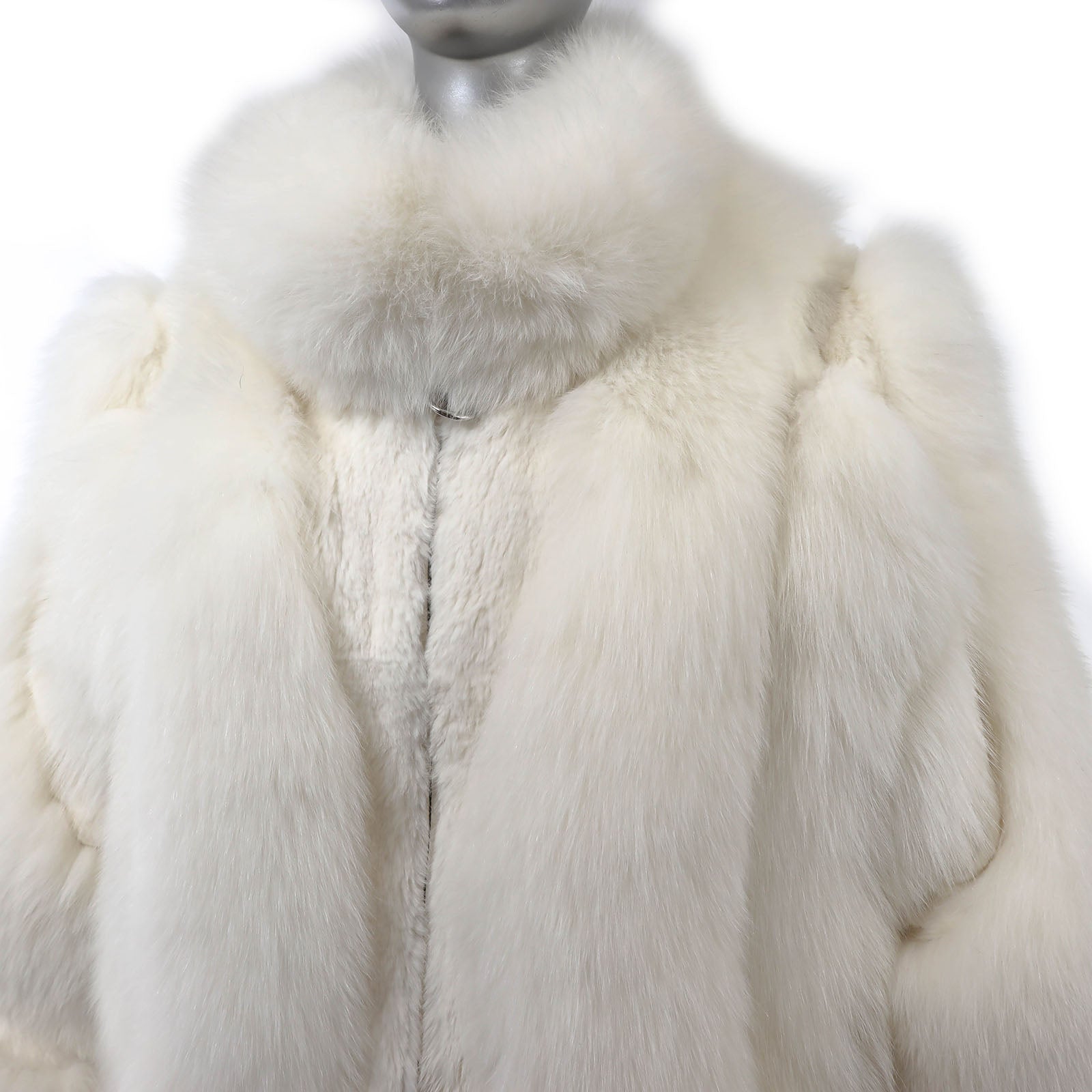 Fox Jacket- Size M – VintageFurs