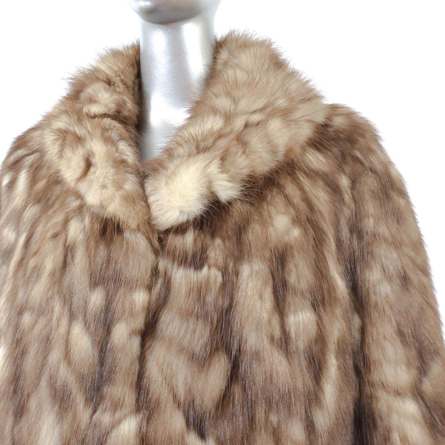 Section Stone Martin Cape- Size L