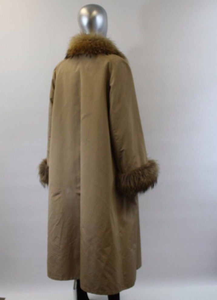 Camel Sheared Beaver Revers with Raccoon Fur Coat Size M