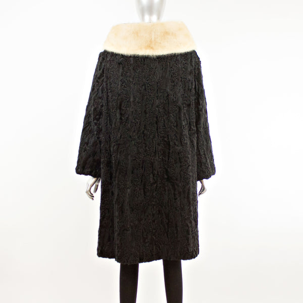 Black Lamb with Detachable Mink Collar Coat- Size XL (Vintage Furs)