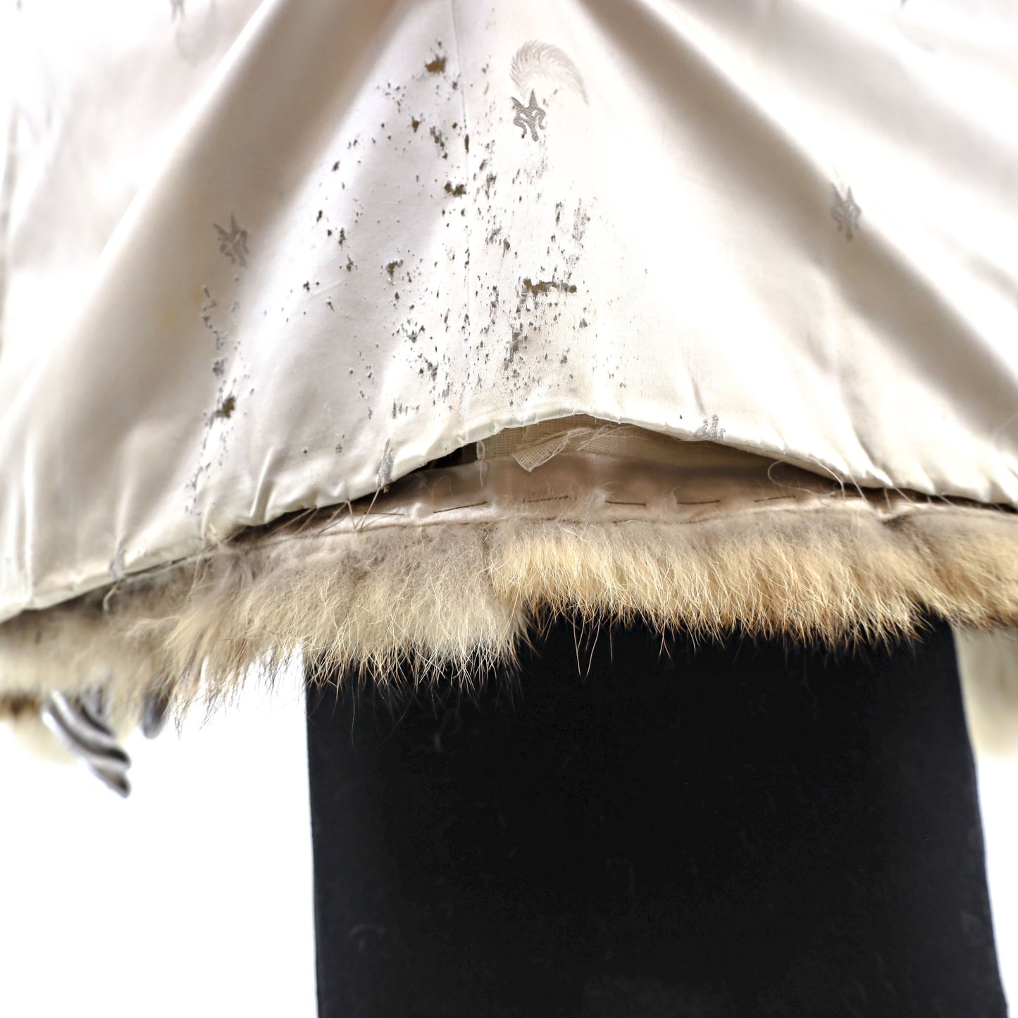 Coyote Jacket with Fox Trim- Size L